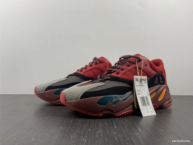 Red 700 Yeezy HQ6979 Hi-Res Adidas Boost 0815